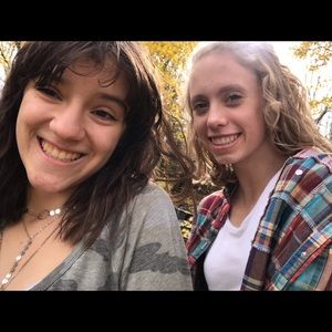 Meet your Posher, Rina